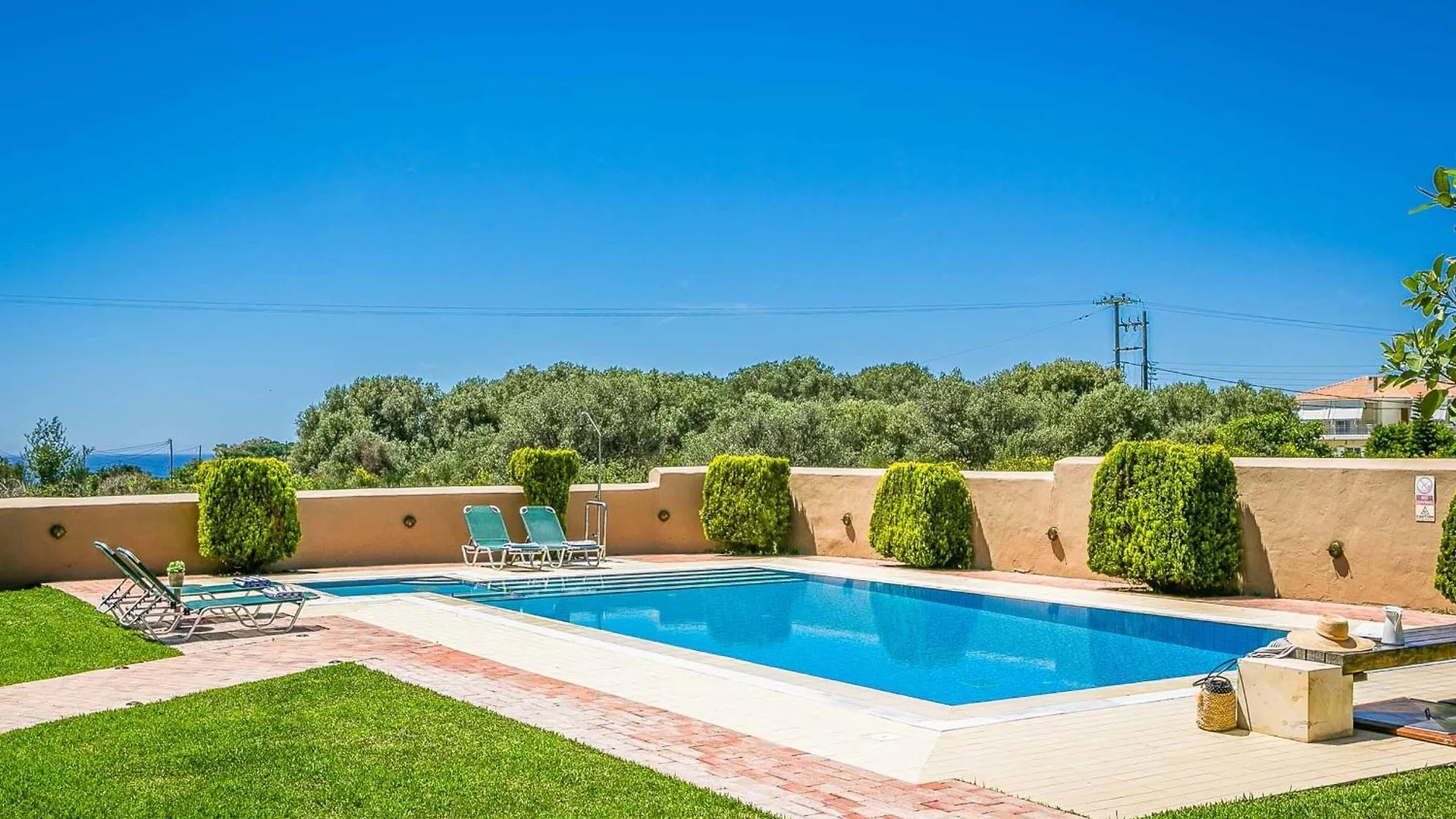 Villa Regaliki Svoronata 0*,  Greece
